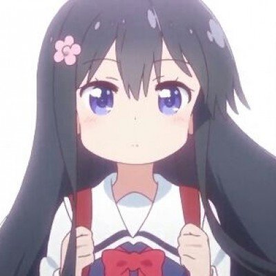 两女子泼水节被多人用高压水枪喷射